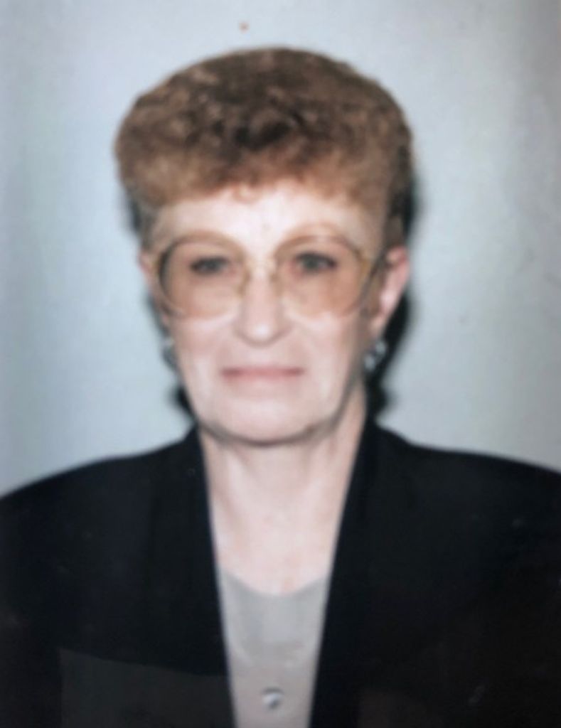 Gloria May