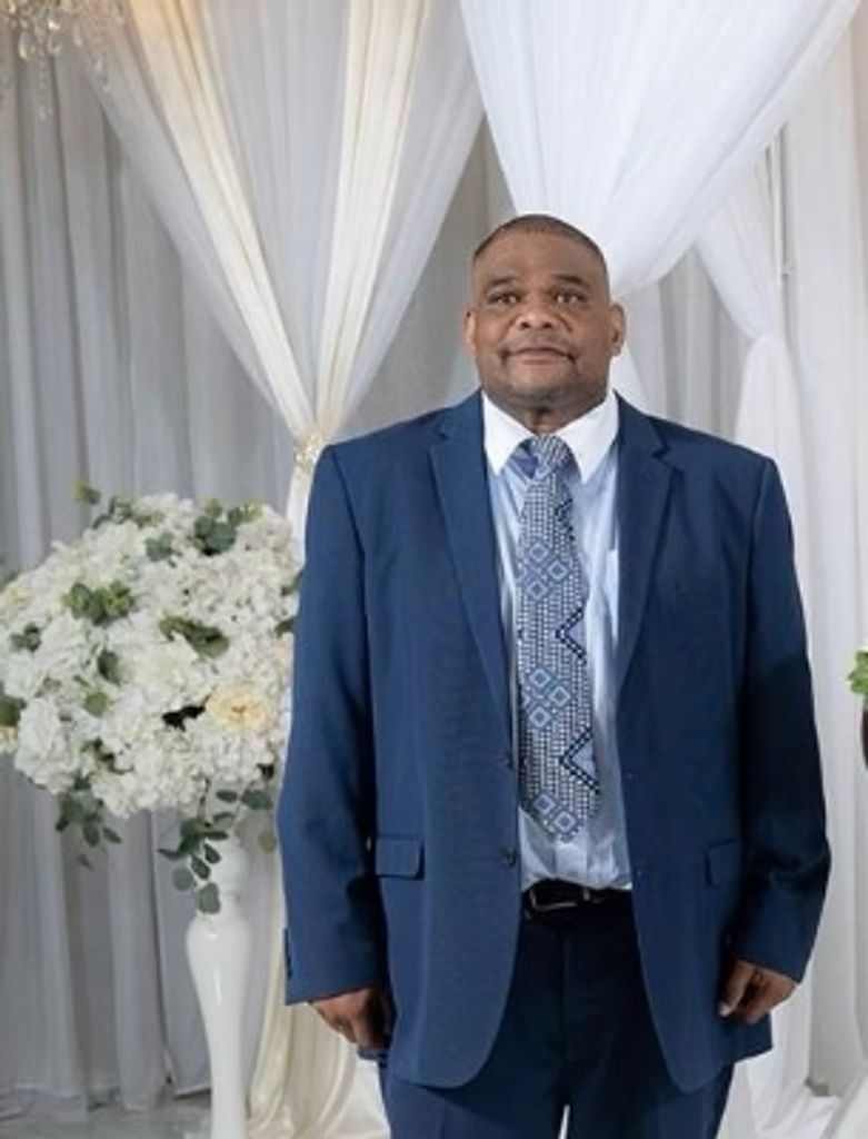 Mark Anthony Robinson Profile Photo
