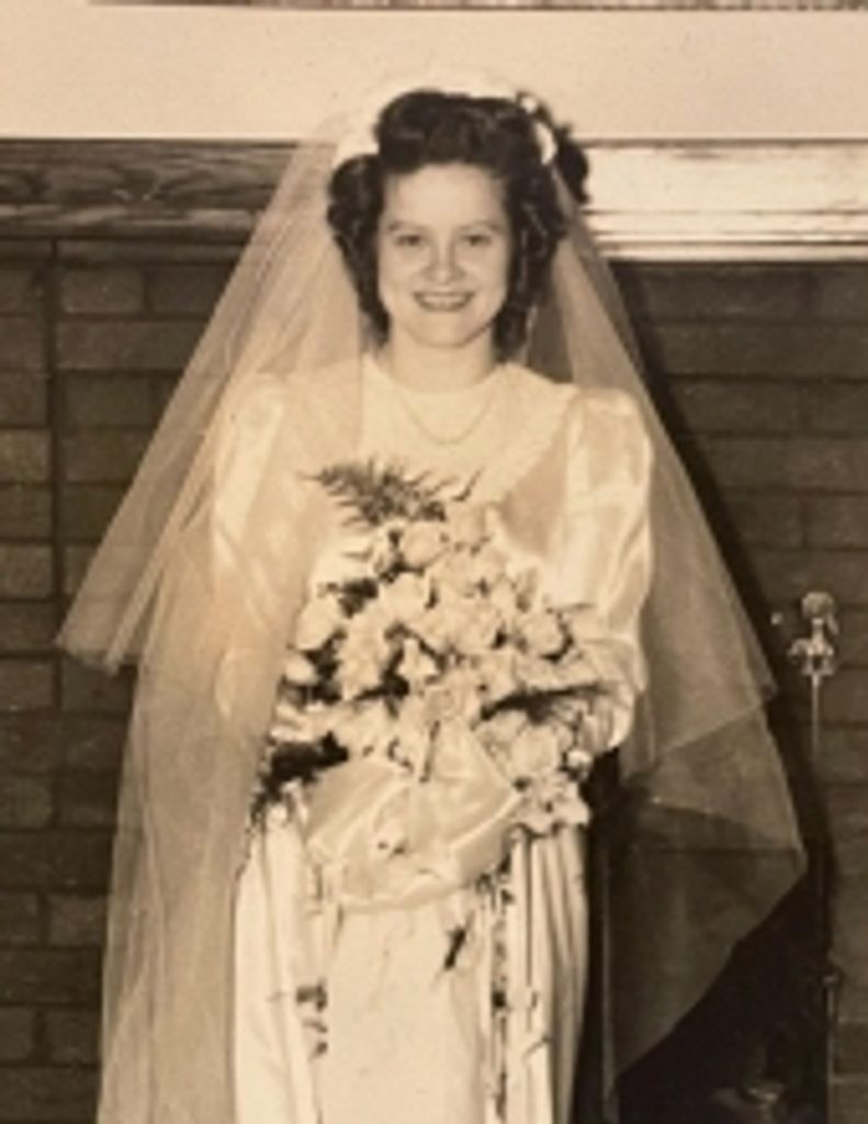 Margaret Ellada Ischer Profile Photo