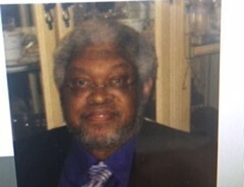 Mr Larry Gordon Revear Profile Photo