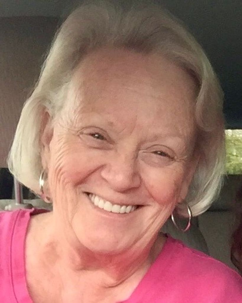 Elizabeth Scott Profile Photo
