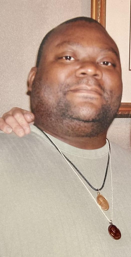 Dwight Antoine Bullock