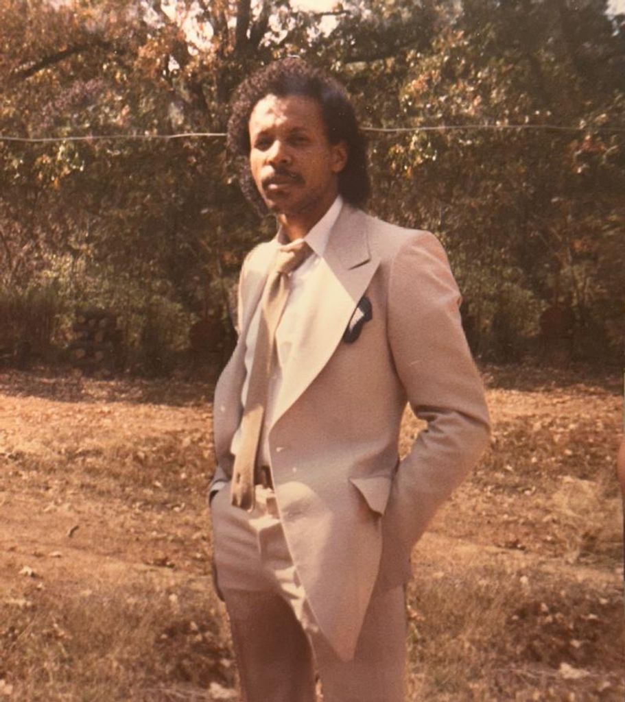 Stanley Thompson Profile Photo