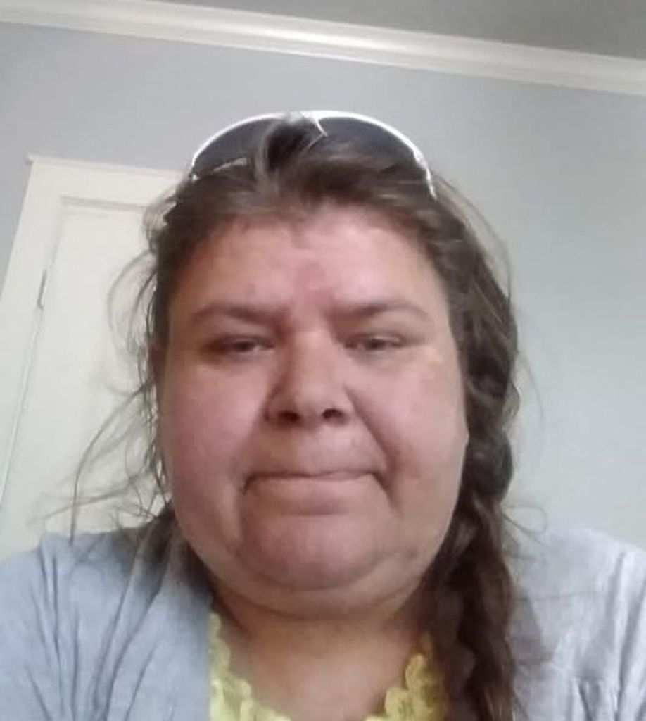 Charlotte Leach Profile Photo