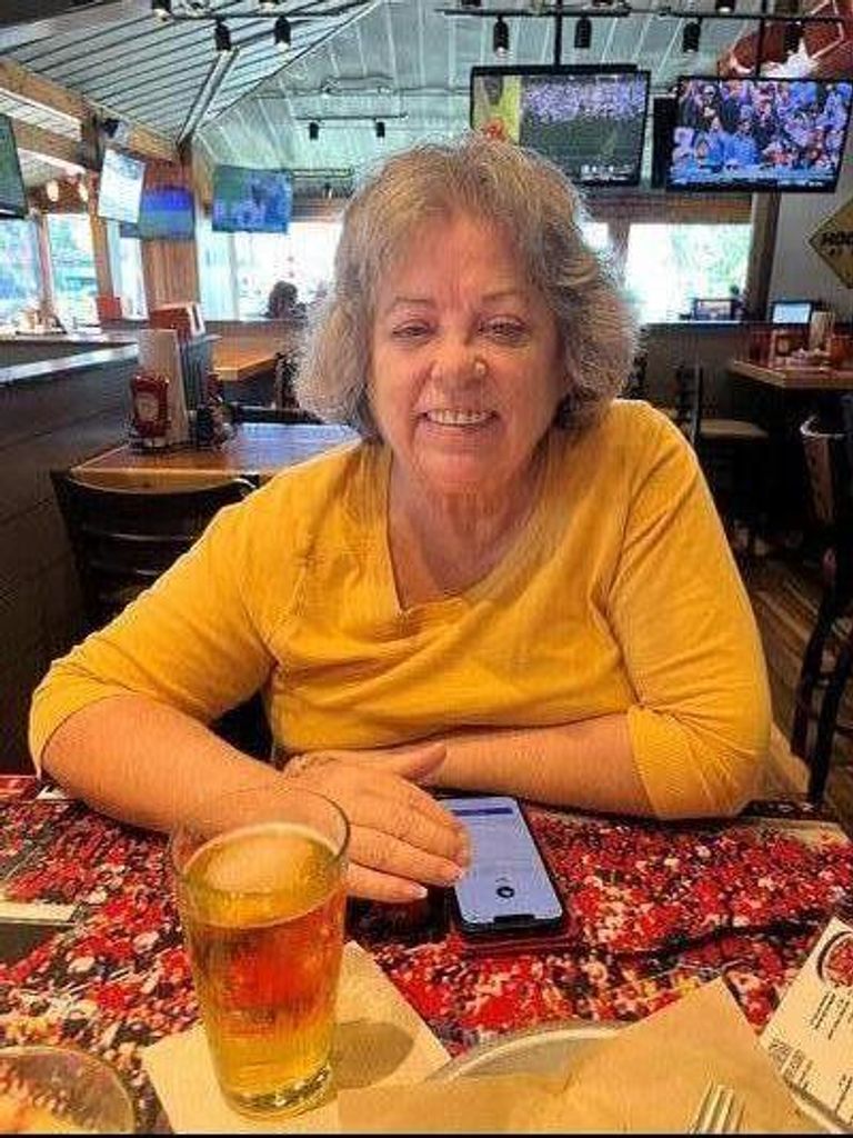 Terri Lee Tucker Profile Photo