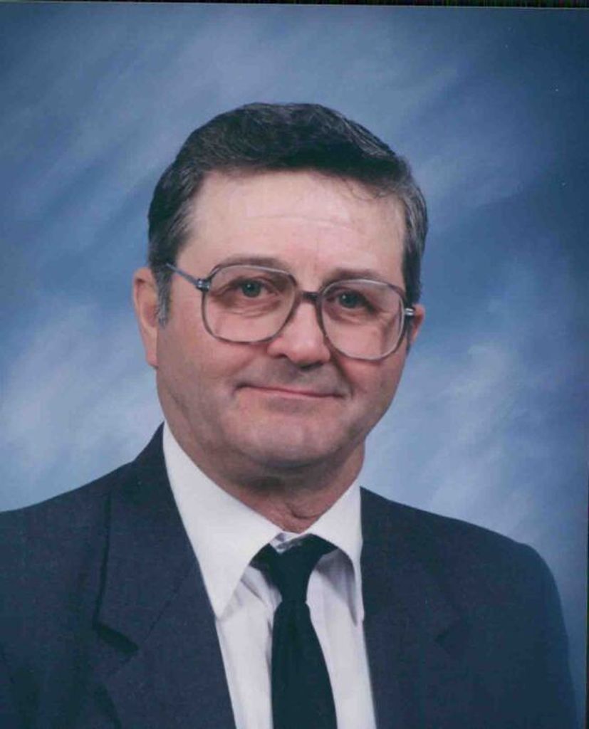 Robert Lee Brennan Profile Photo