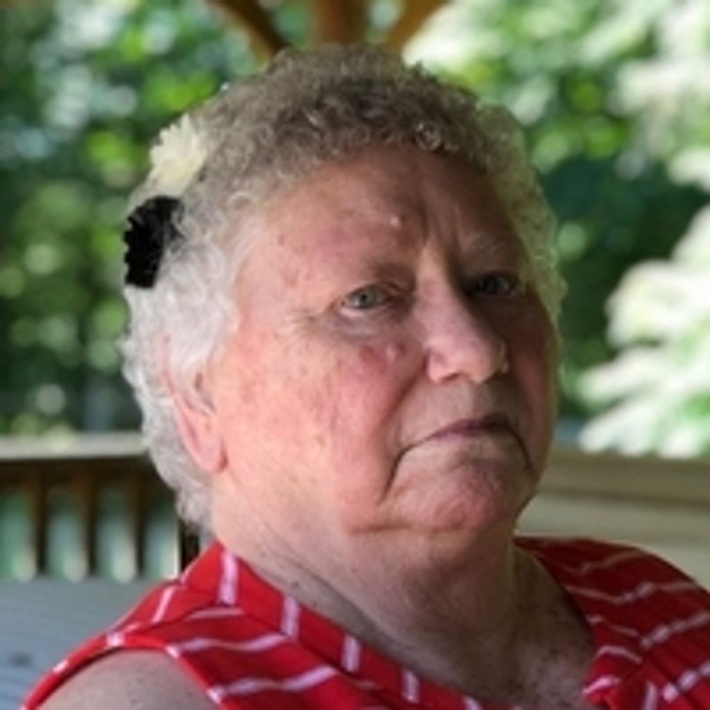 Lucinda Dale Reynolds