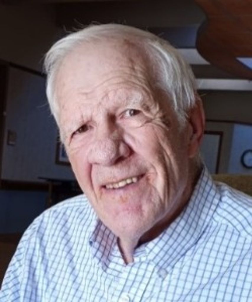 Robert "Bob" Lee Holmes