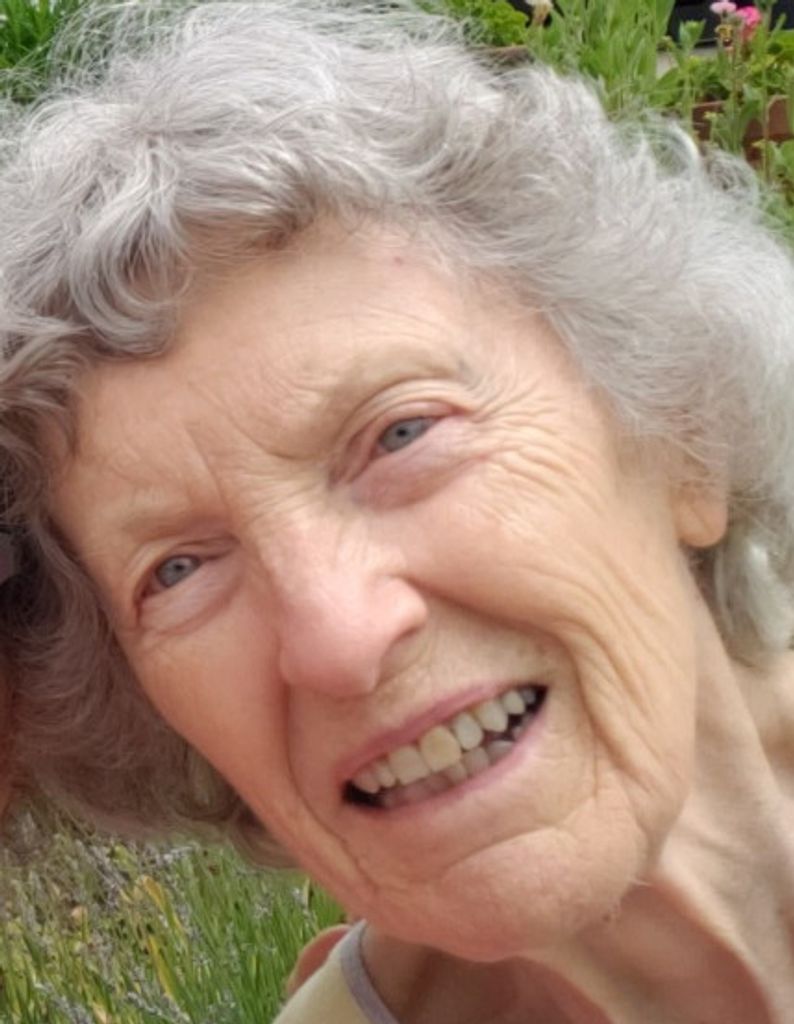 Caroline  "Linda" Christenson
