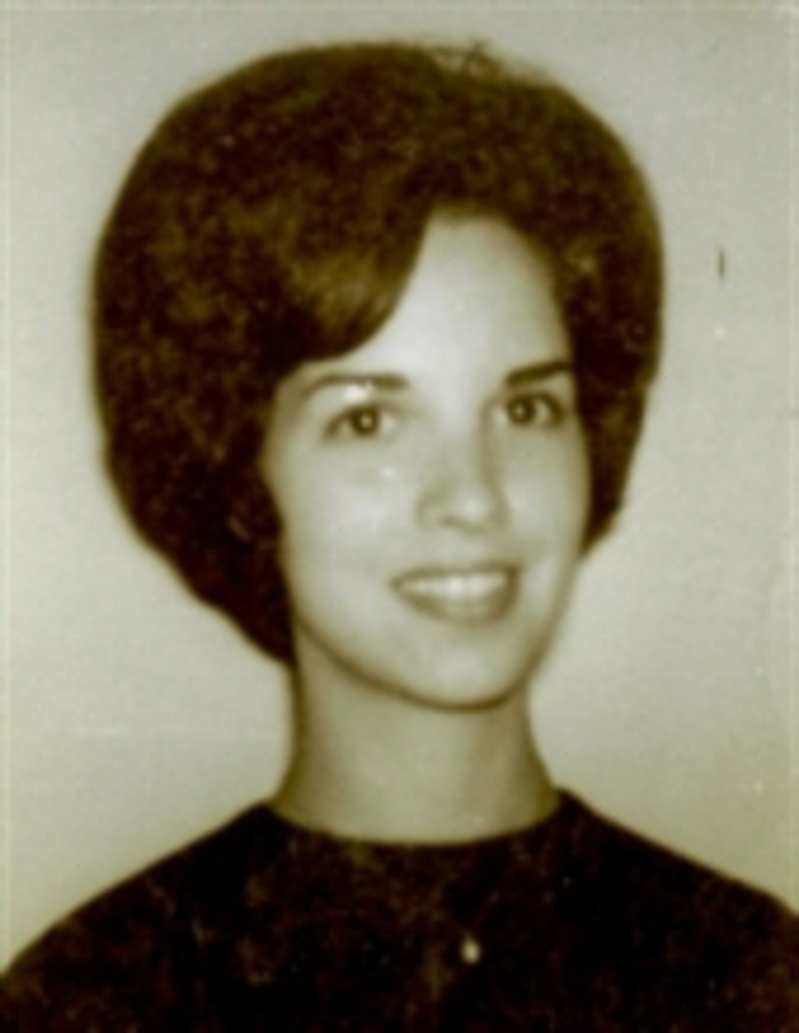 Linda L. Wilson photo gallery image 1 of 2