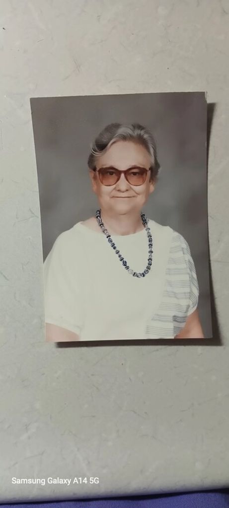 Elizabeth Ann Vancampen Profile Photo