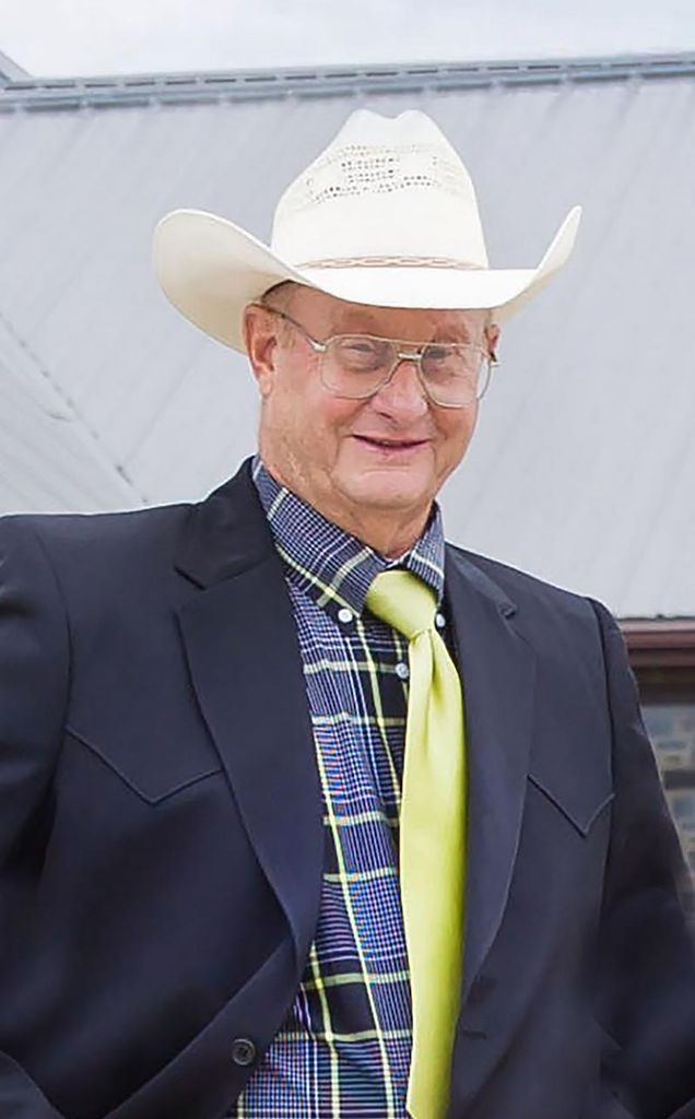 Brad Dale Carlson Profile Photo