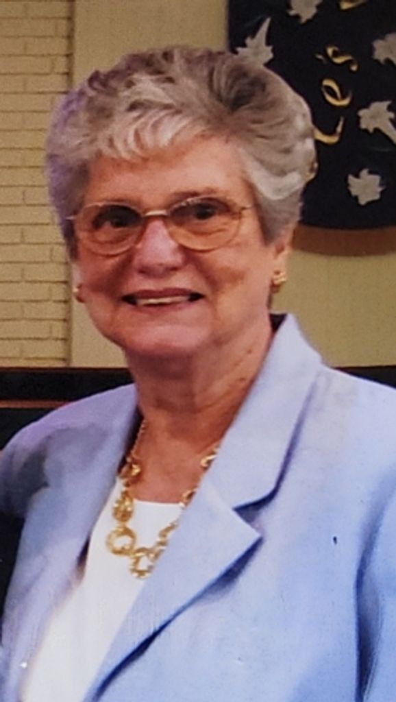 Mrs. Carolyn Wallace Luker