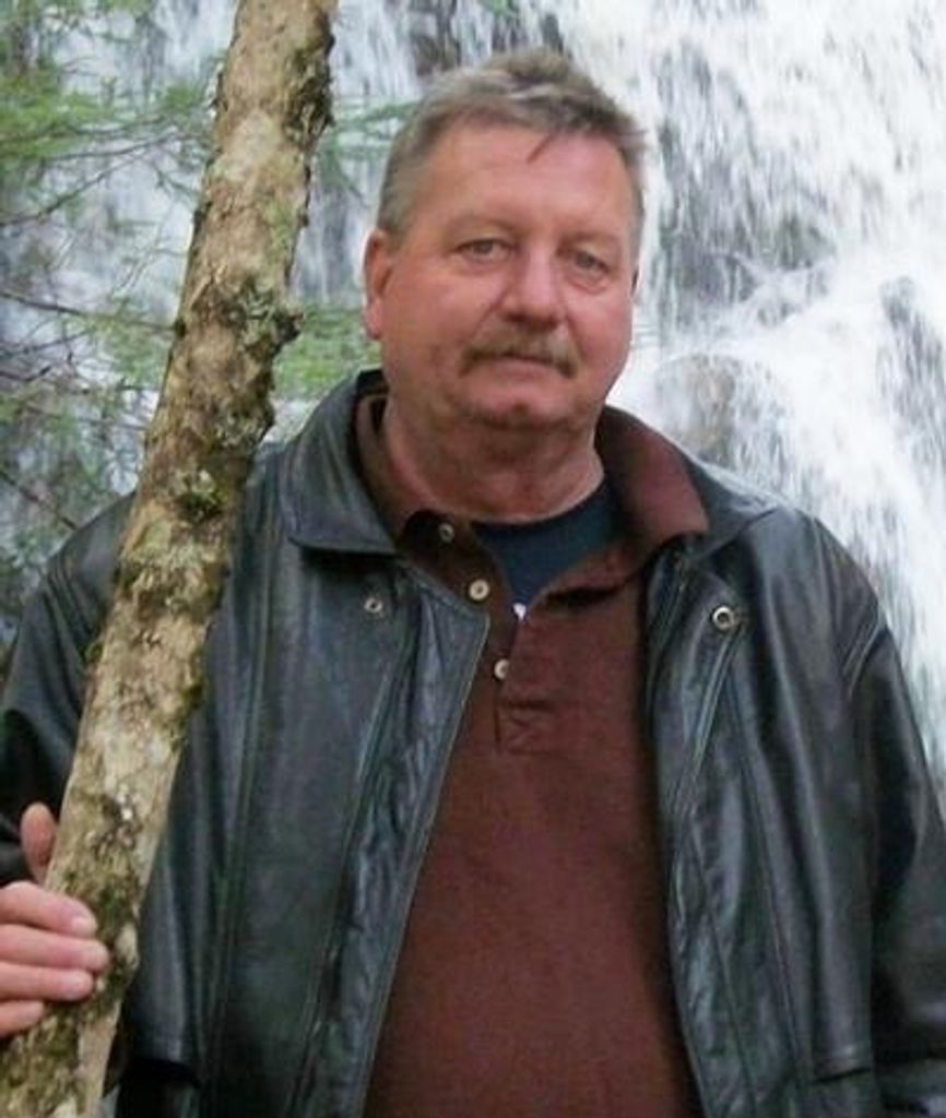 Brian Watts Profile Photo