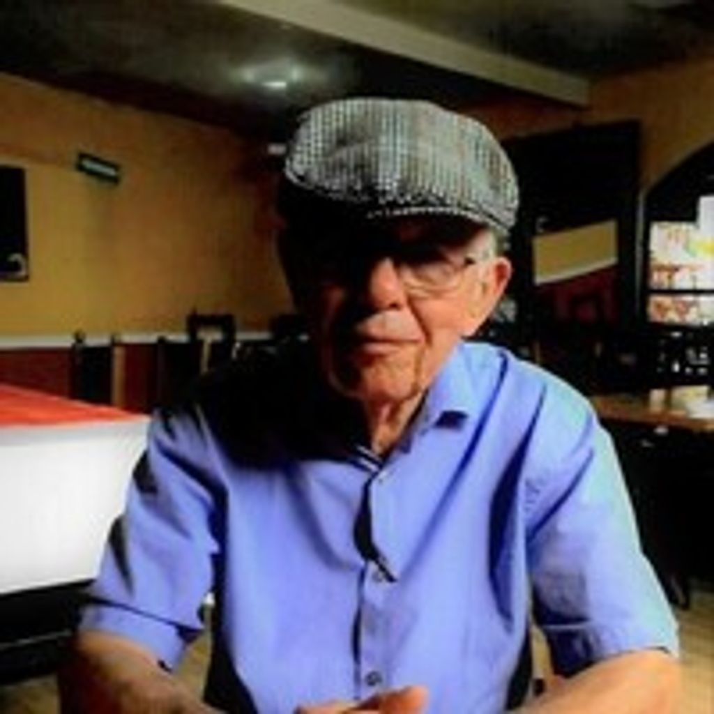 Ciro Ceballos Profile Photo