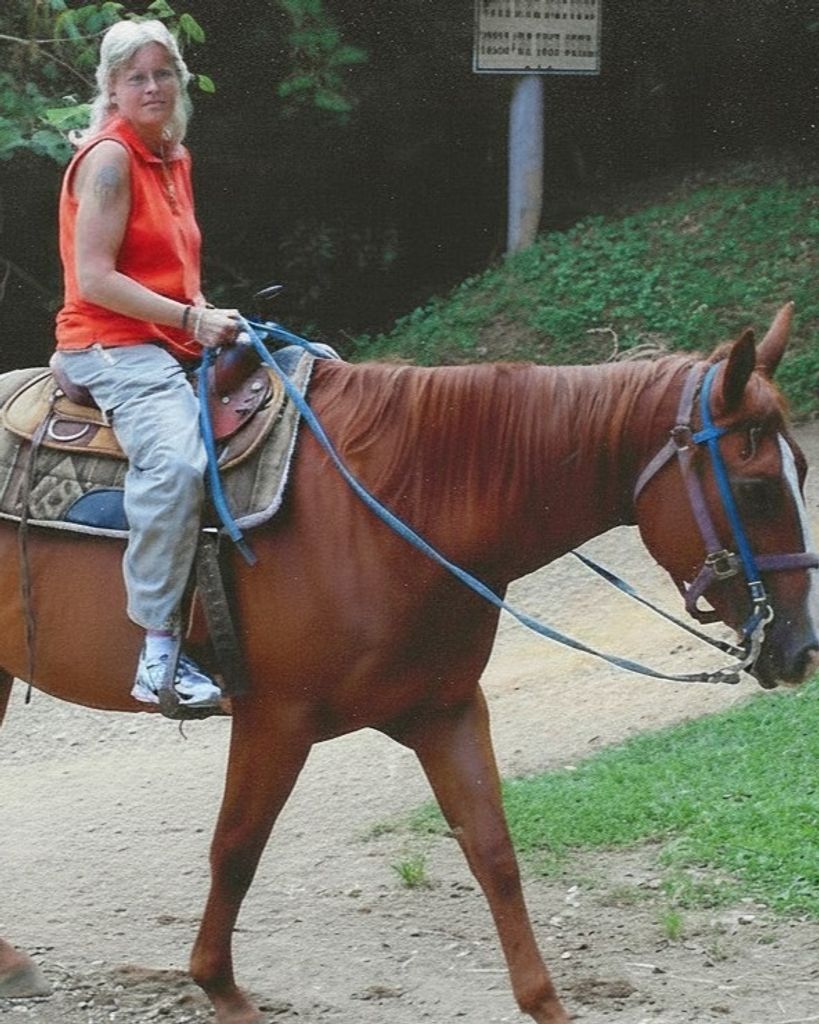 Juanita "Skeeter" Lee Murray