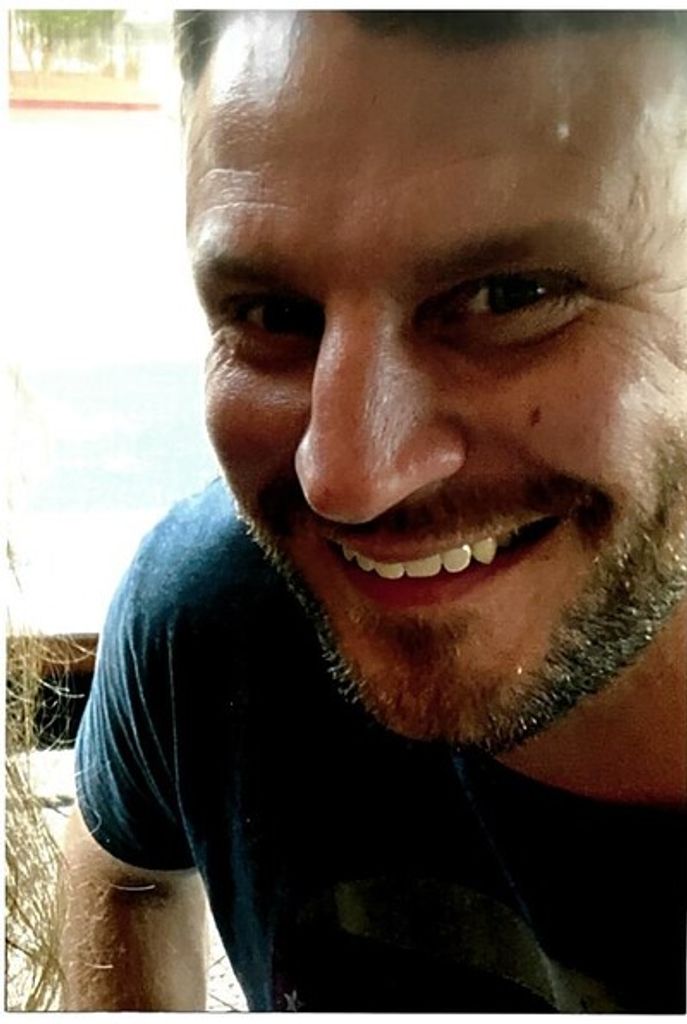 Chris Hamilton Profile Photo