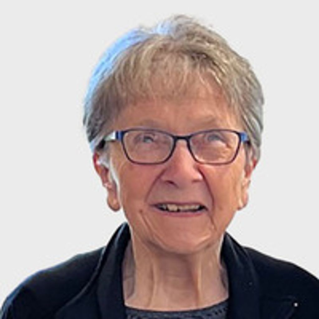 Maxine Tryon Profile Photo