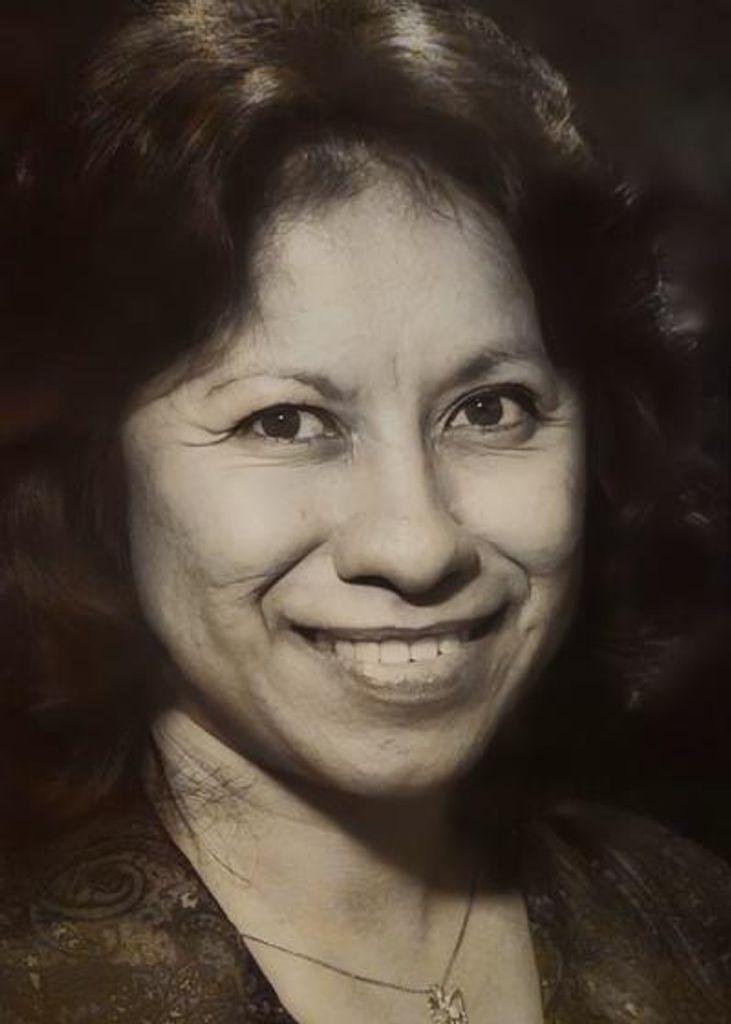 Maria Del Carmen Reyes Profile Photo
