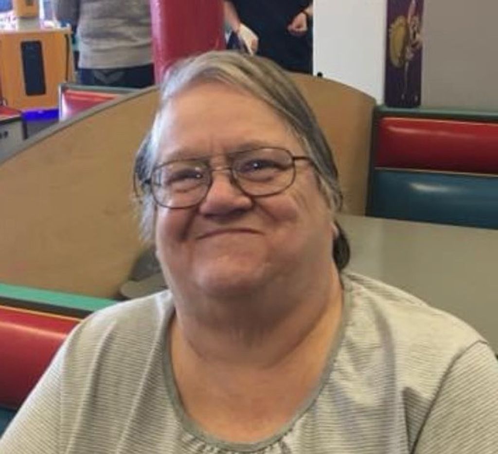 Kay Lorraine (Ling)  Holmberg