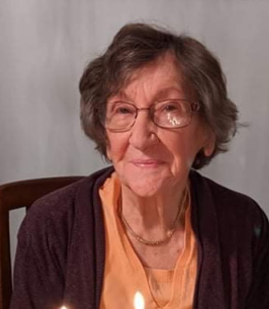 Teresa "Zina" Tesan