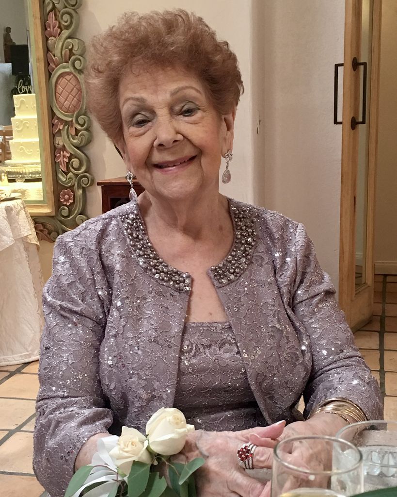 Norma Gladys Somohano de Hallado