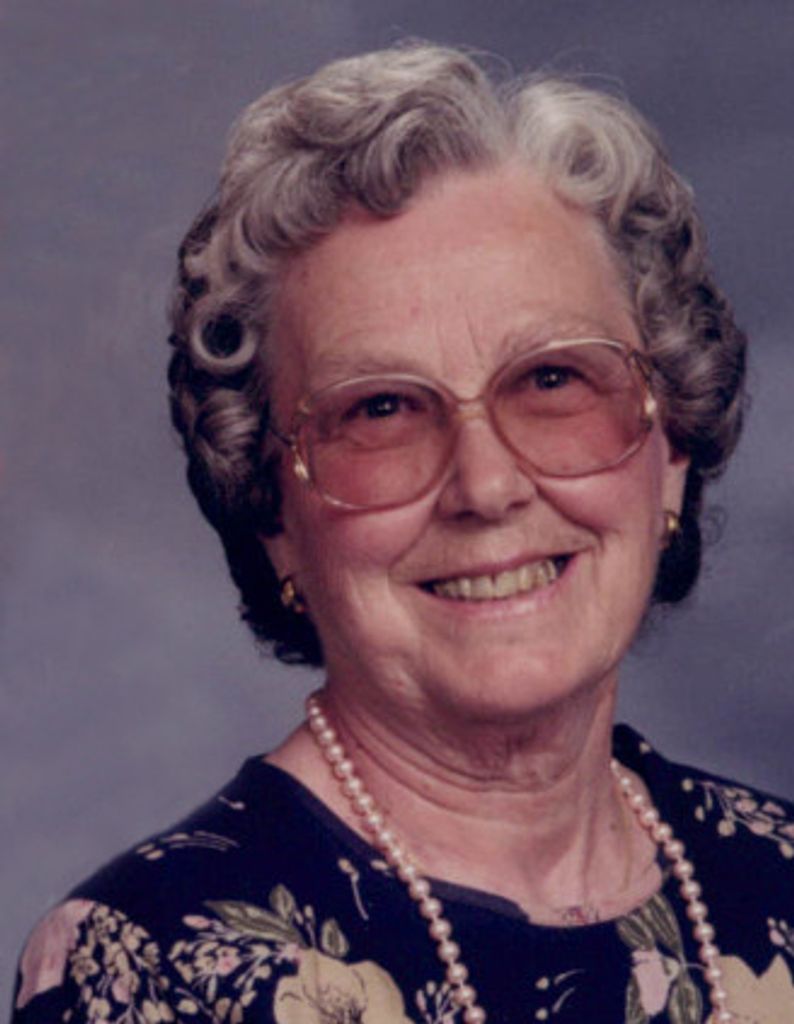 Lillian Rae (Siglow)  Brokenshaw