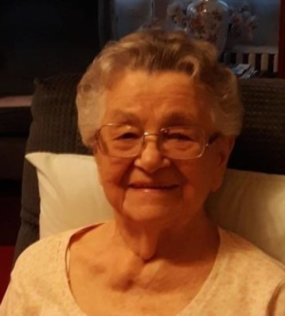 Maria "Mary" Karpinec Profile Photo