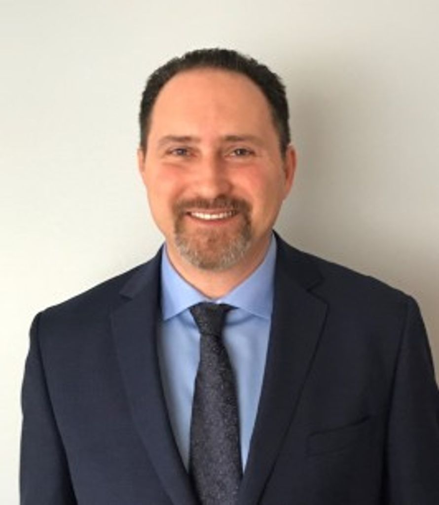 Daniel Russell, Jr. Profile Photo