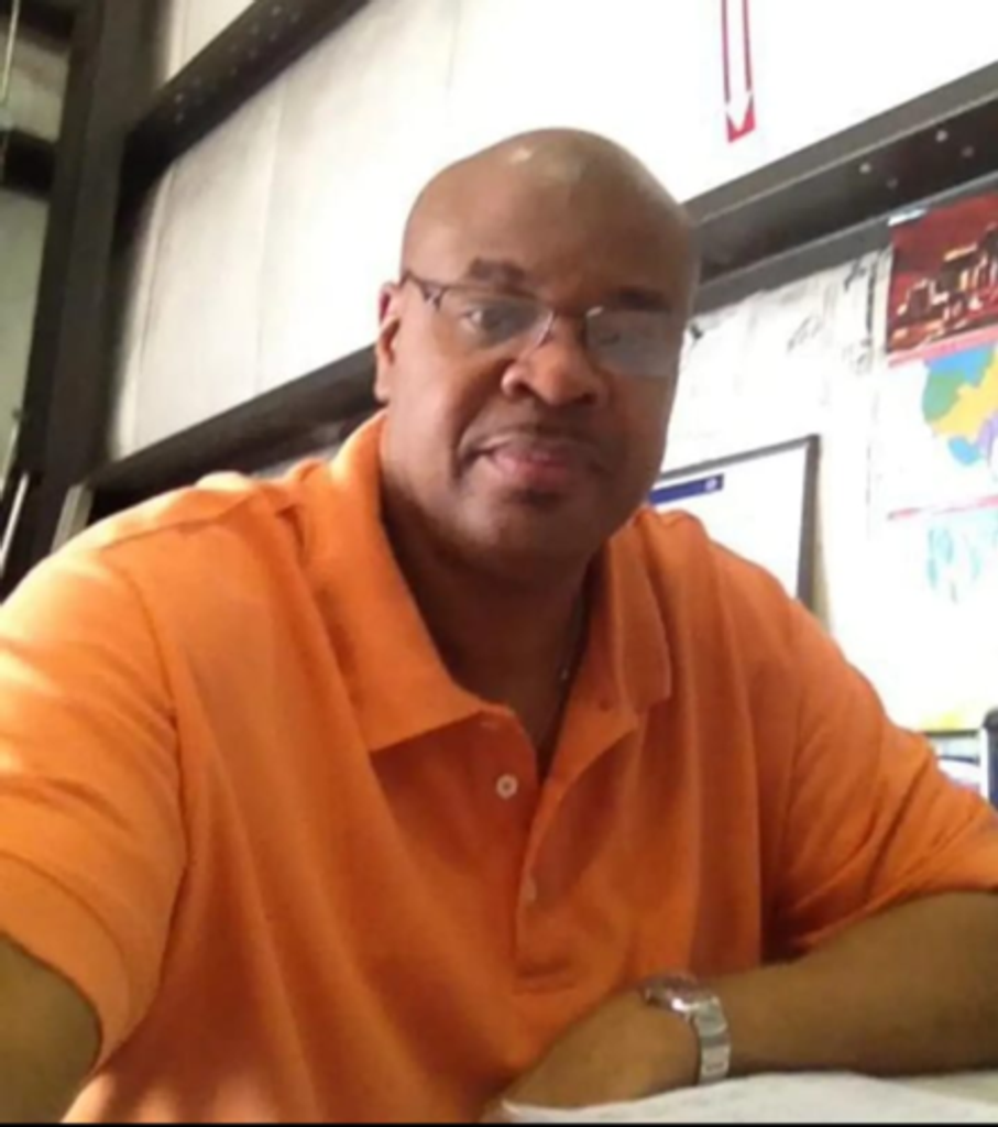 Carlos Ramon-Anton Knowles Profile Photo