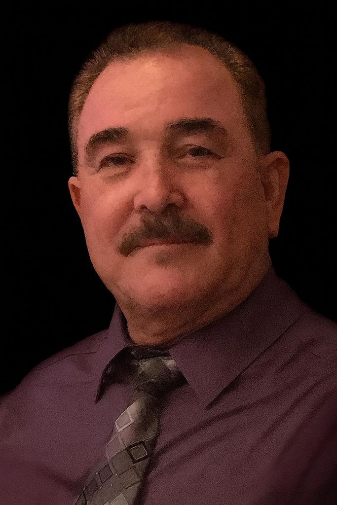 Javier Villalobos Profile Photo