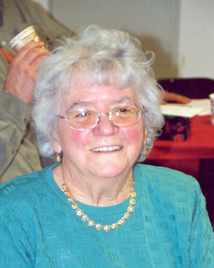 Maxine Williamson Profile Photo
