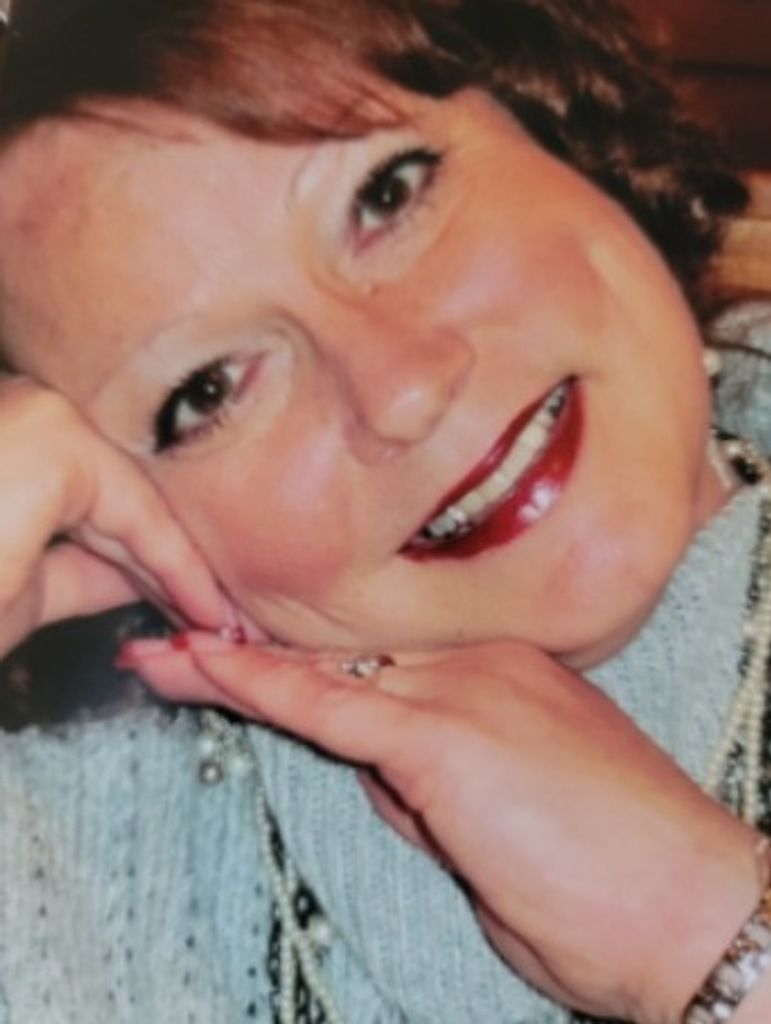 Paula Sue Ross Profile Photo