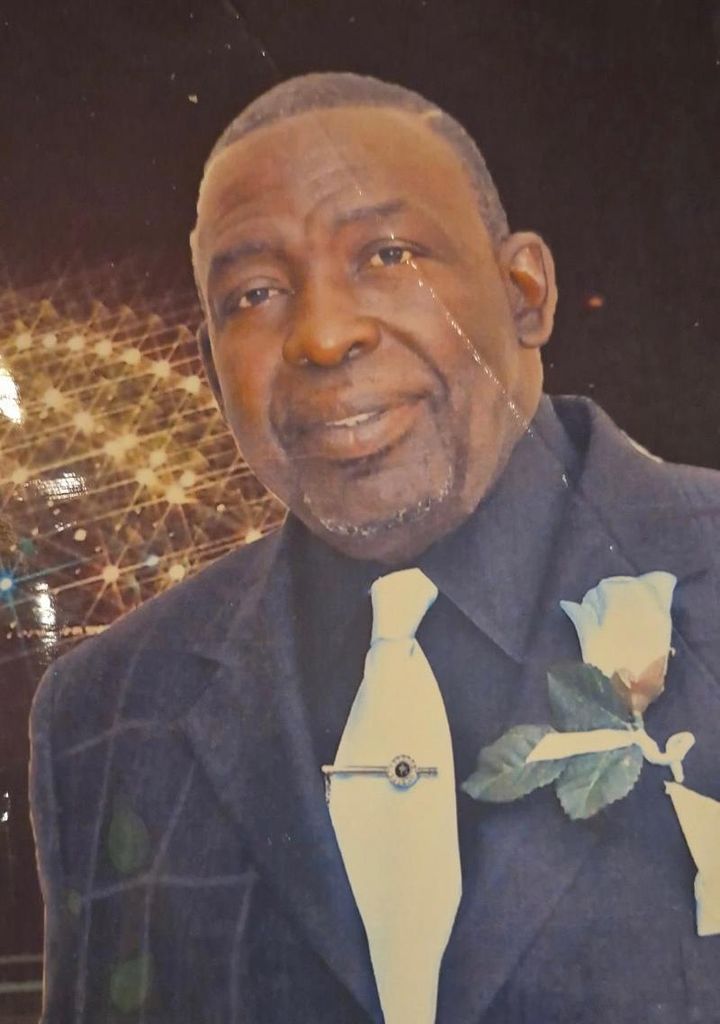 Donald Lewis Profile Photo