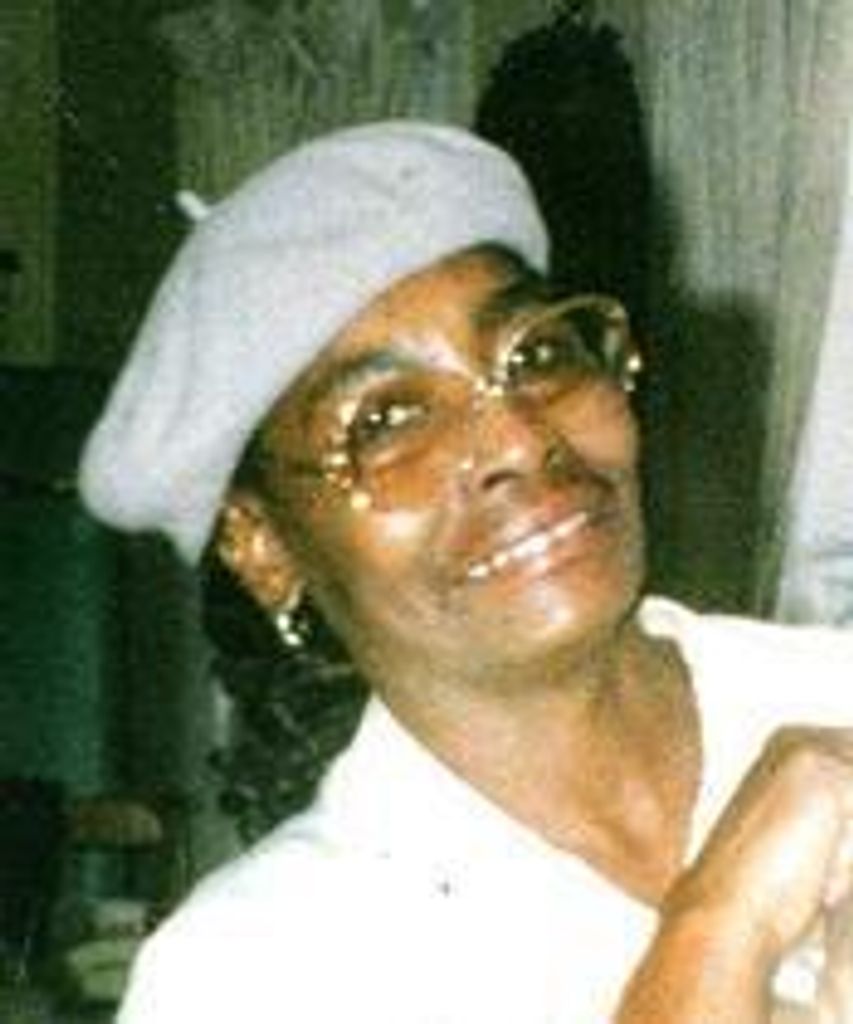 Gloria Williams