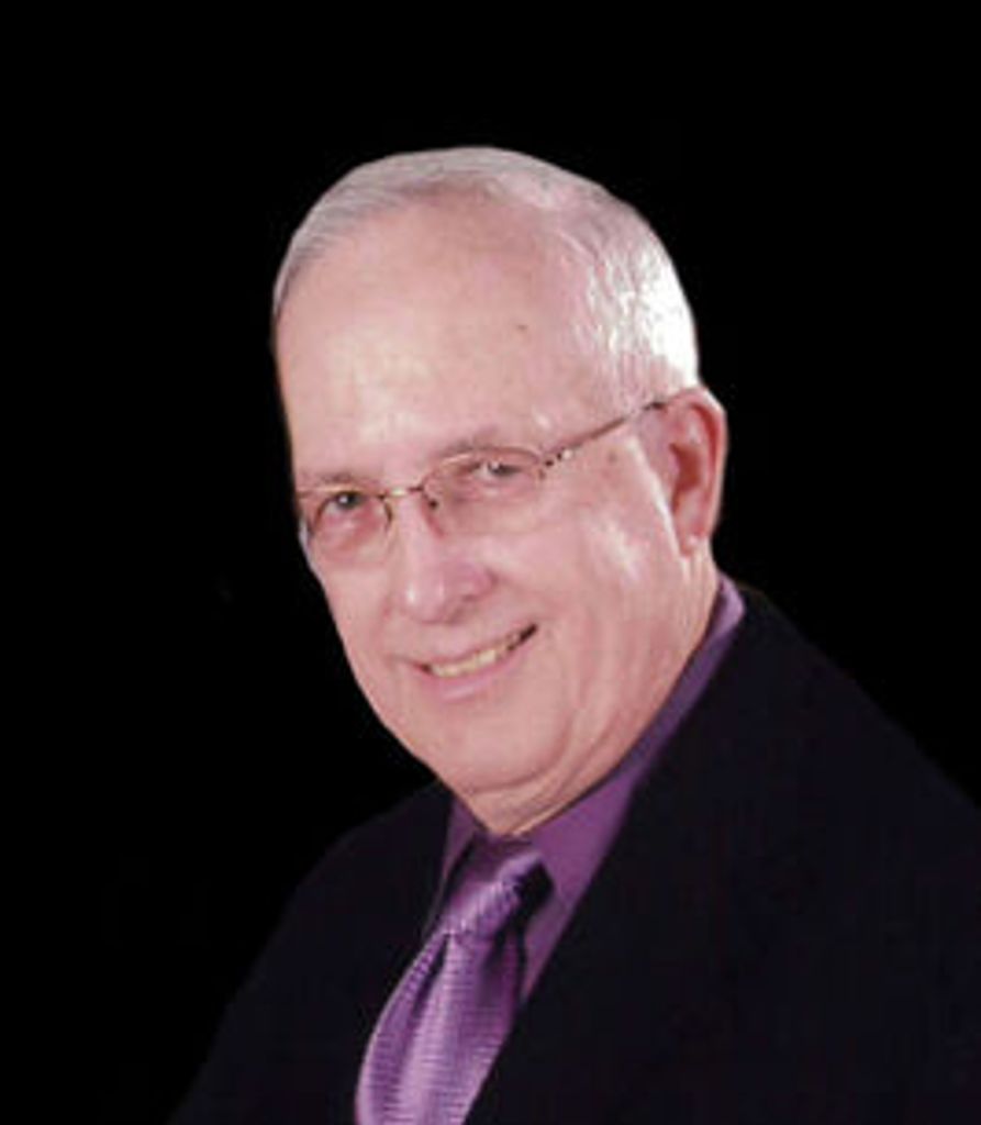 Robert Roosa Profile Photo