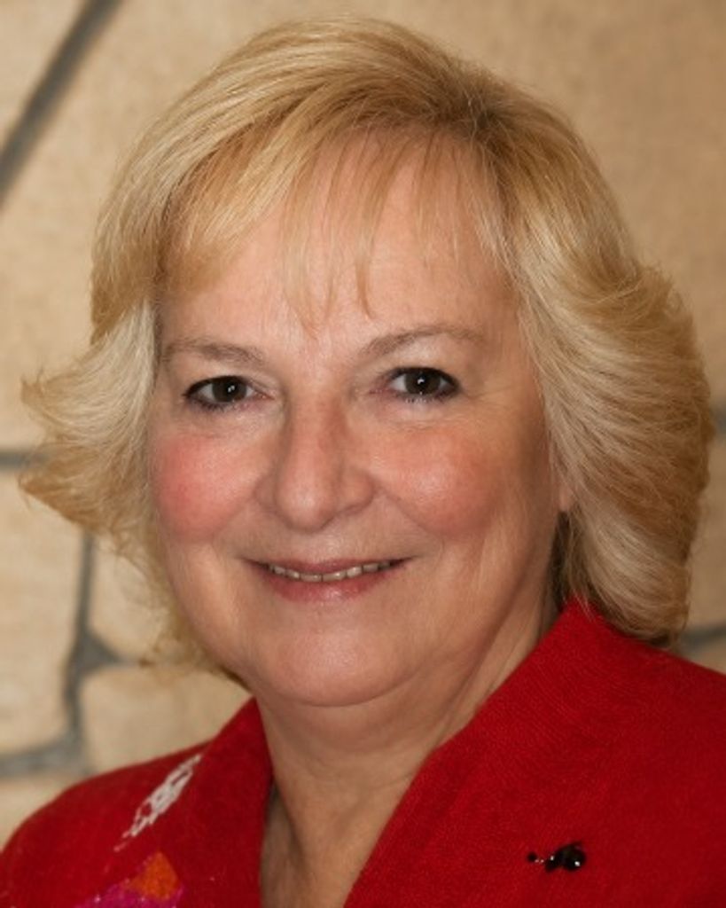 Bernadette Darlene Jones