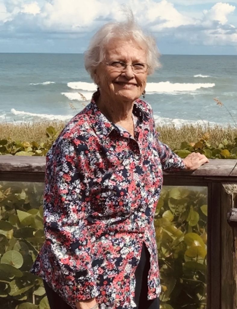 Lucinda Summers Smith