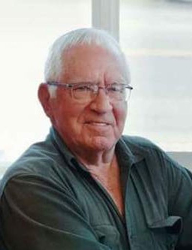 Robert Lyons Profile Photo