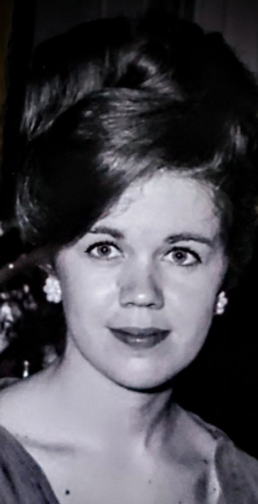 Carolyn R. Lee Profile Photo