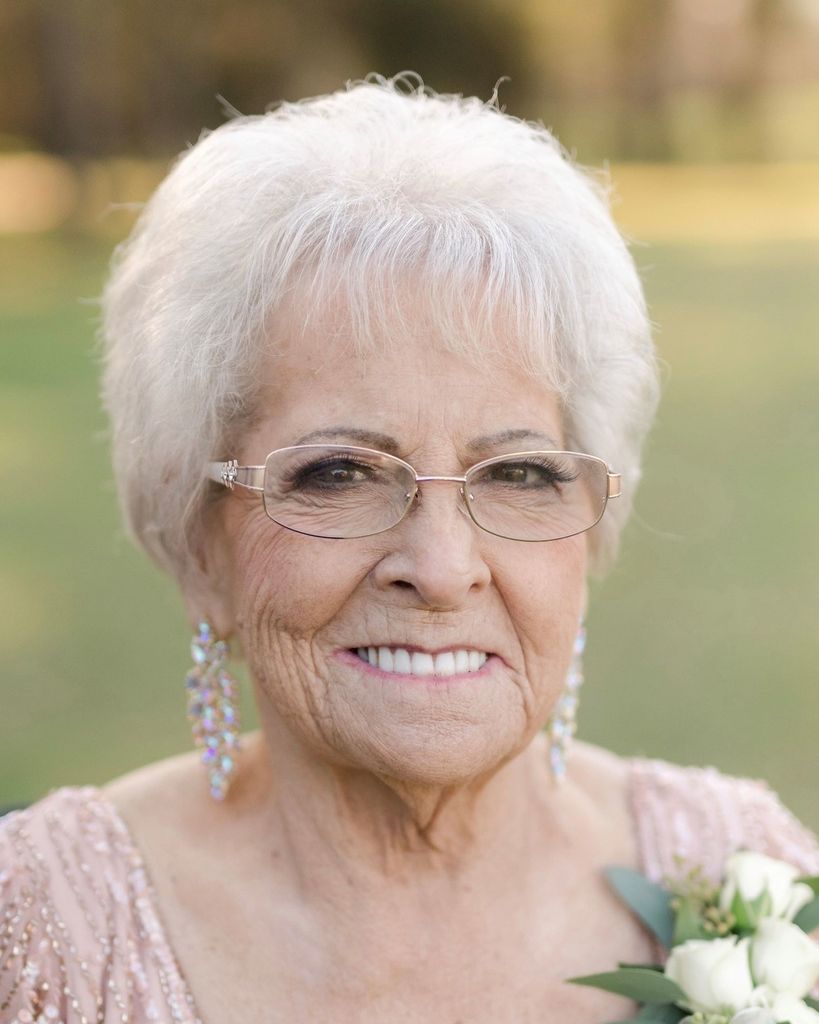 Janice "Elaine" Holladay Edwards Profile Photo