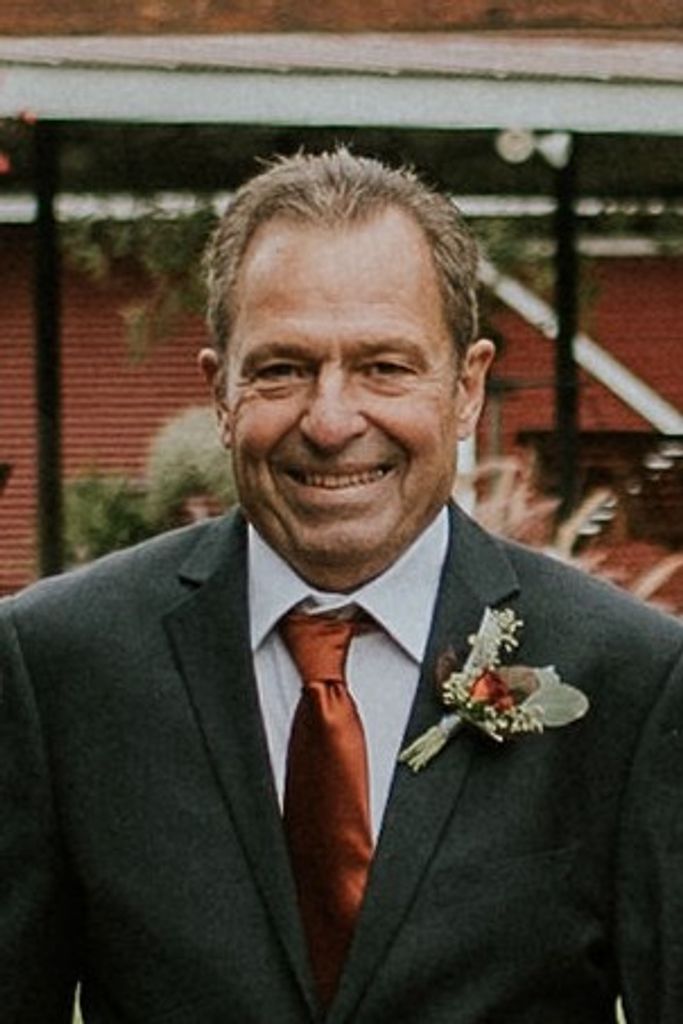 Vance "Vinney" Bemlott