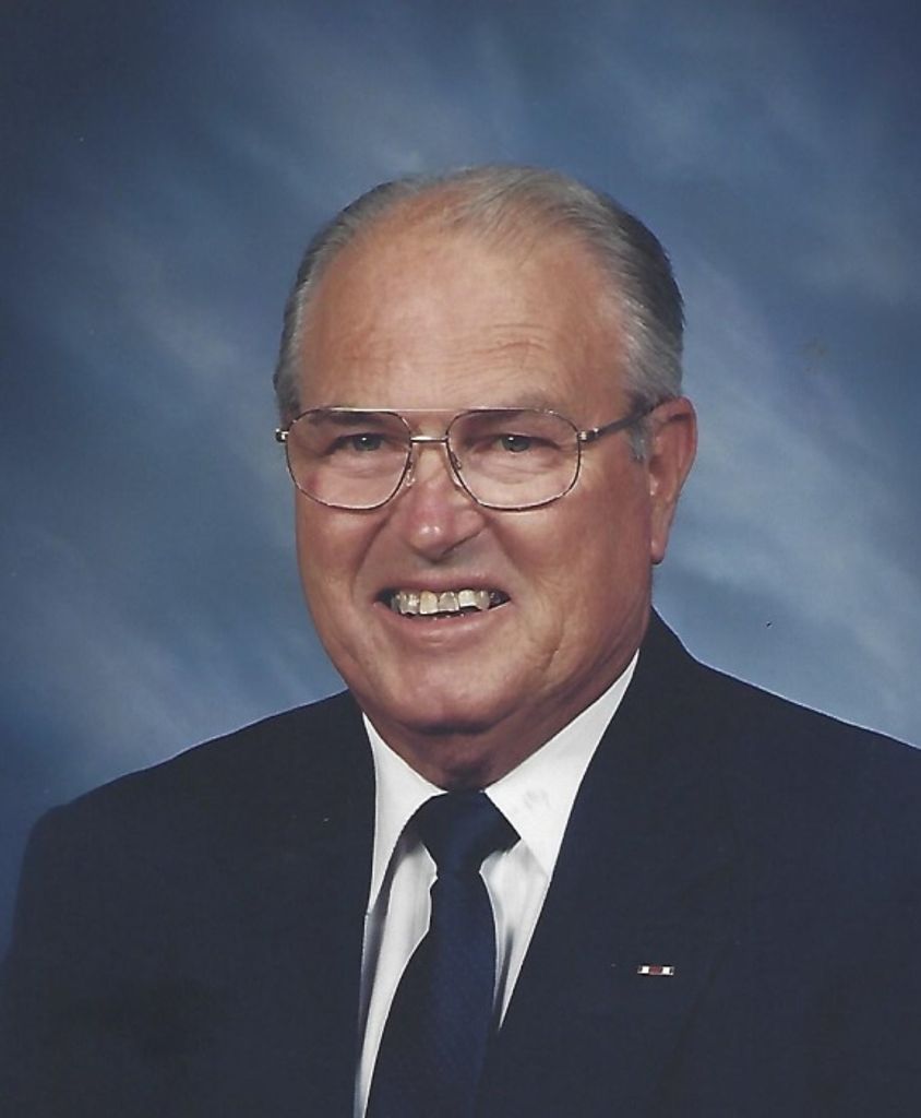 Cecil Hucker