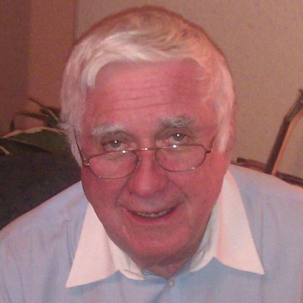 David J Murphy