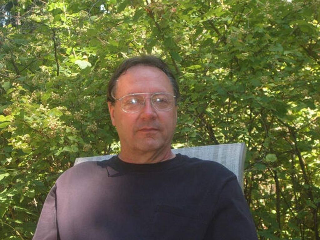 Russell Edward Comeau