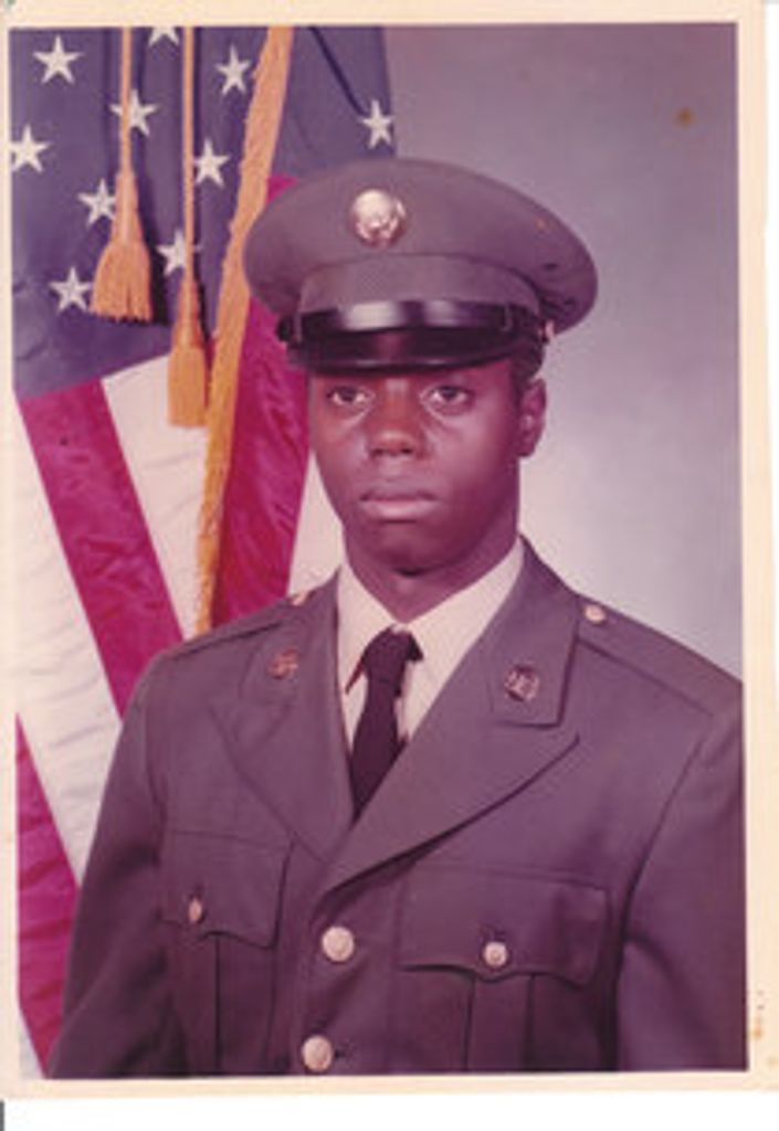 Donald Leon Richardson Profile Photo