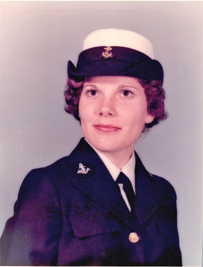 Carolynn Petit