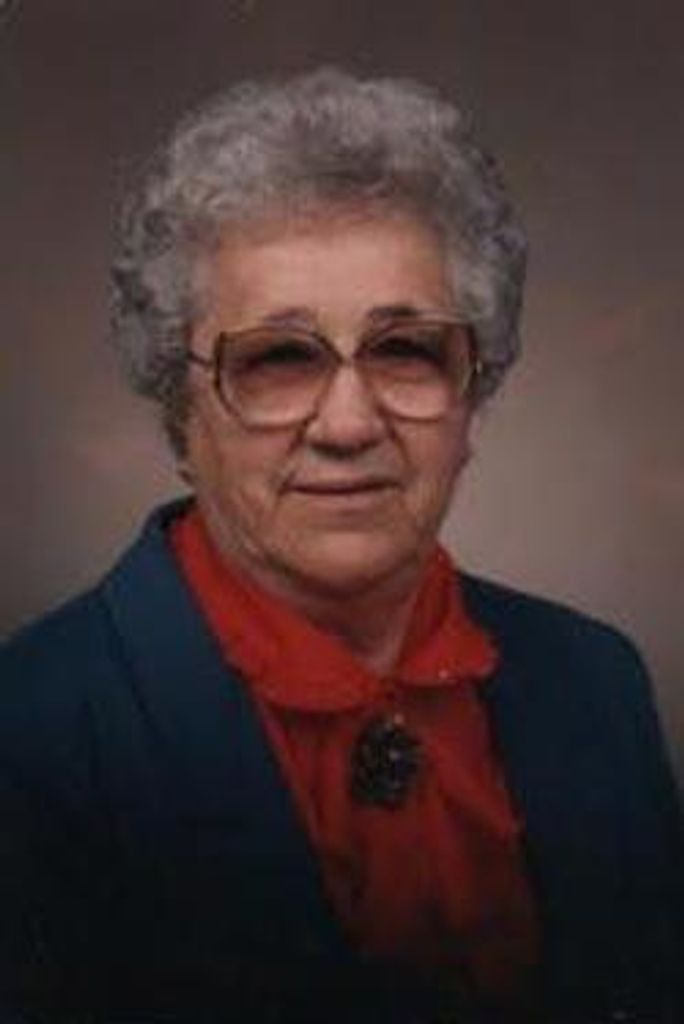 Theresia Priest Profile Photo