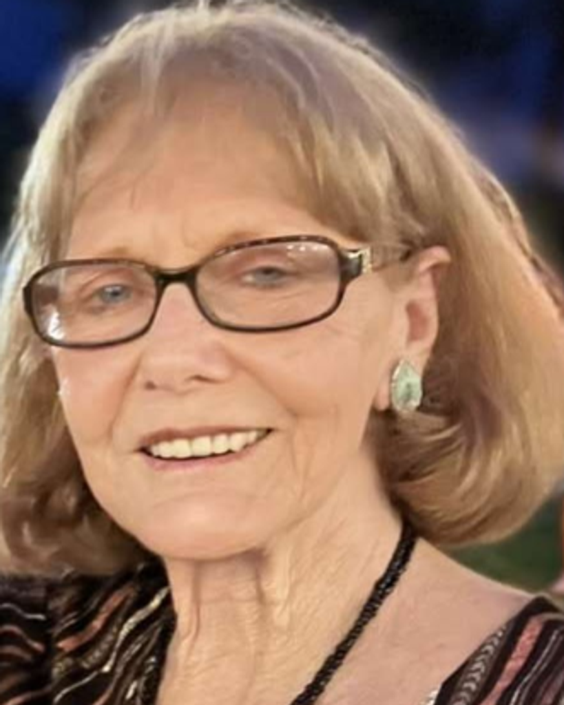 Helen Ajhar Profile Photo