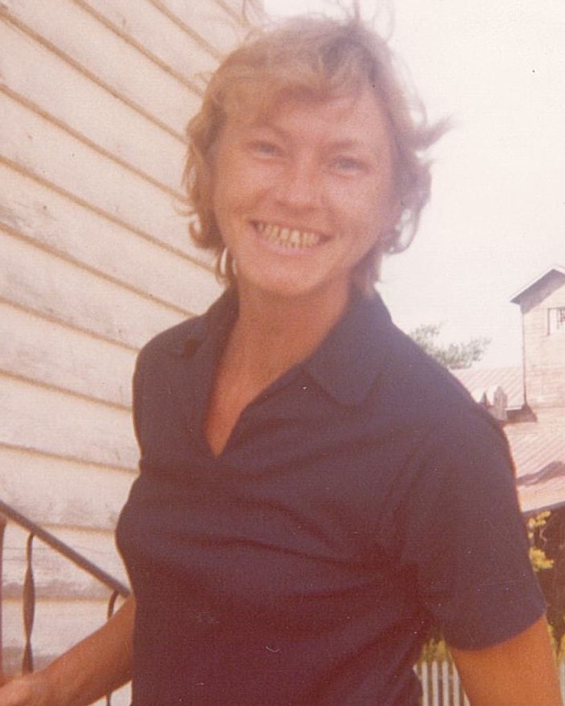 Barbara J. Hicks Profile Photo